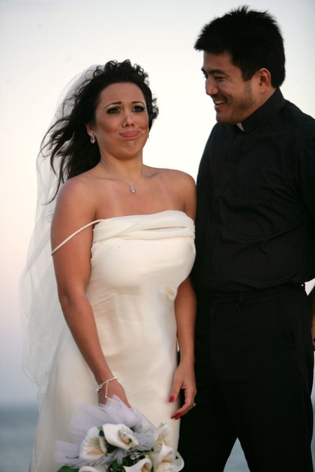 Brunette pornstar Sienna West having a sexy wedding day with her girl Kelly