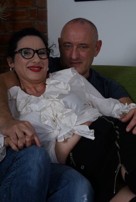 Mature housewife Sofia Siena having wild sex with her old hubby on a couch
