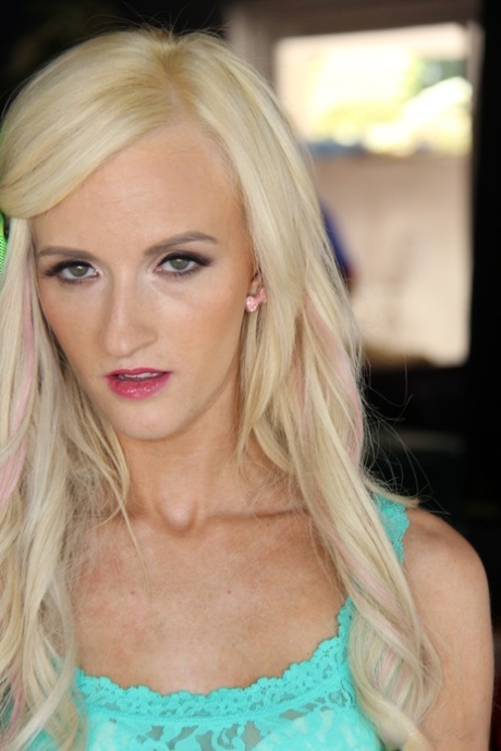 Skinny blonde teen Skylar Green strips to her panties at the front door