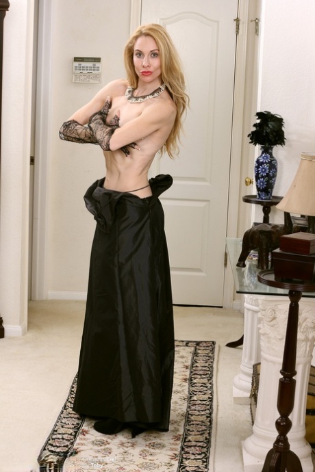 All Over 30 performed by Ciel XXX Images