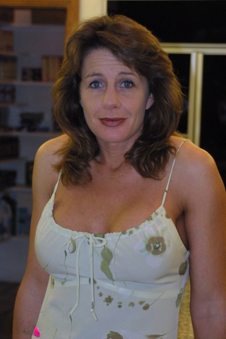 Amateur mom Cheryl A shows her firm big tits & hot perfect body in her kitchen