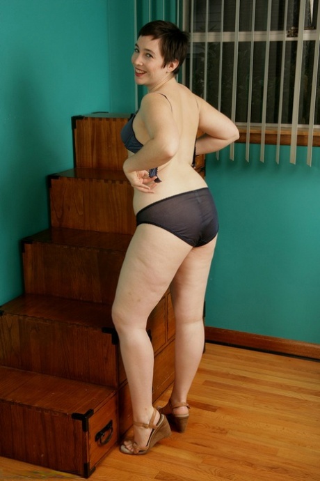 ATK Archives performed by Jenna Hot Porn