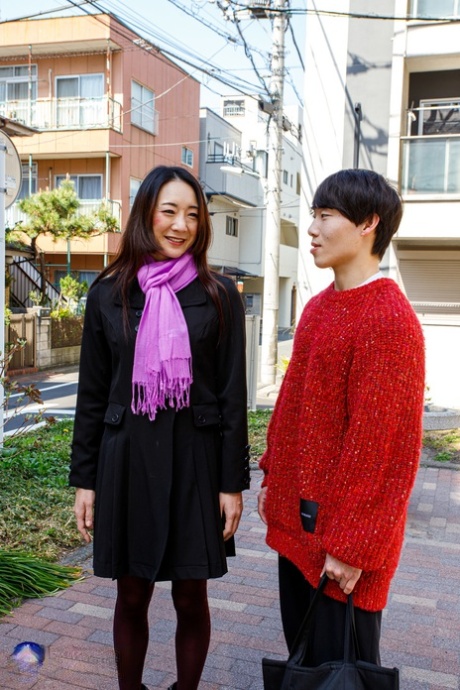 Cheating Japanese wife Miho Wakabayashi schools a young teen boy